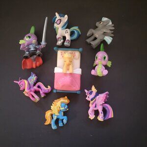 Collection of 8 Unique My Little Pony Action Figurines + Applejack's Bed